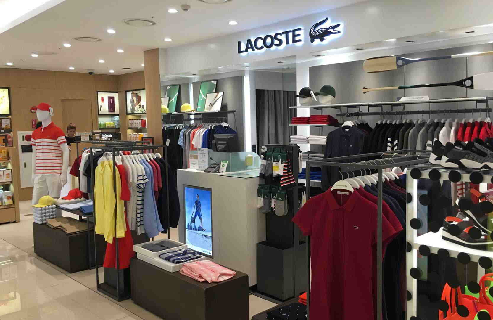 lacoste-1555317720.jpg
