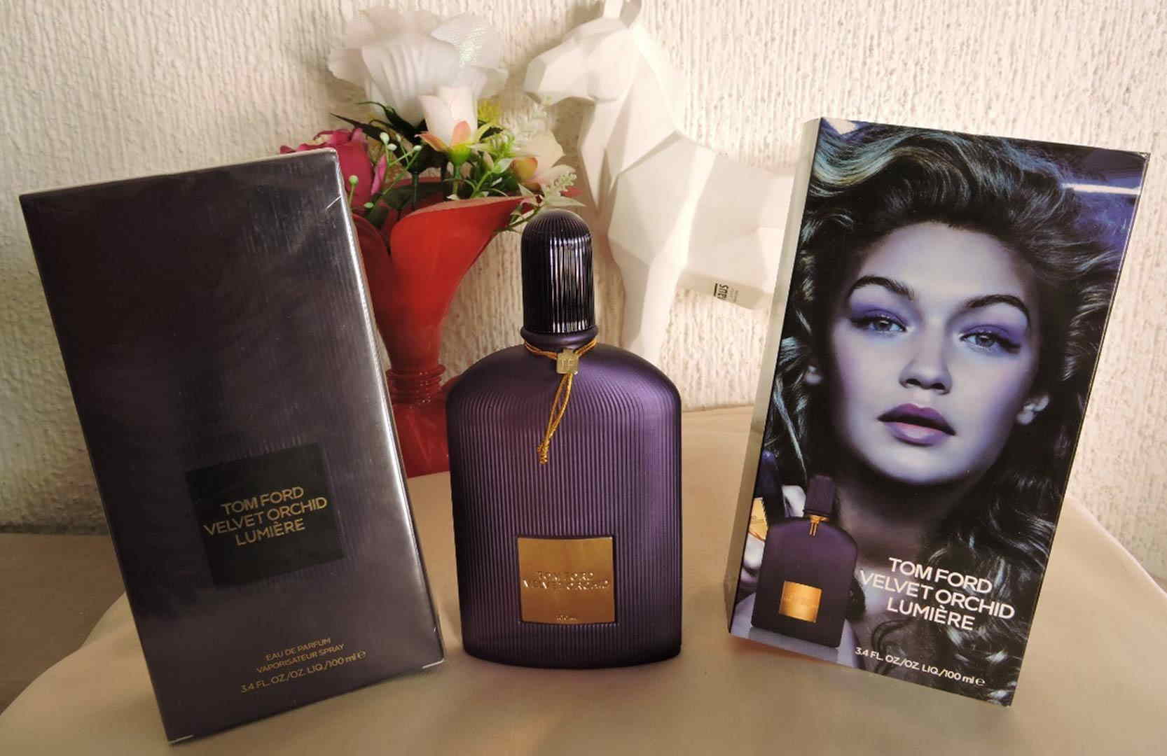 Tom-Ford-Velvet-Orchid-Lumiere-1558523884.jpg