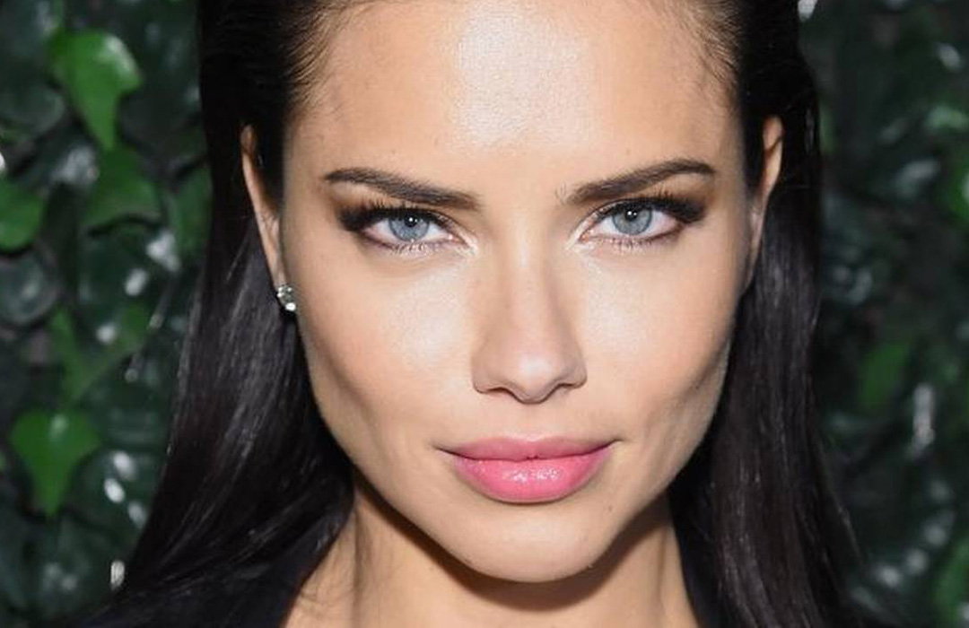 adriana_lima-1551267573.jpg
