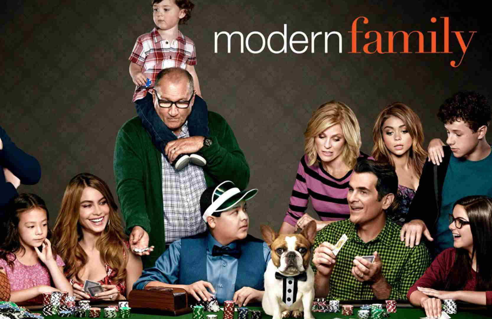 modern-family-1554904326.jpg