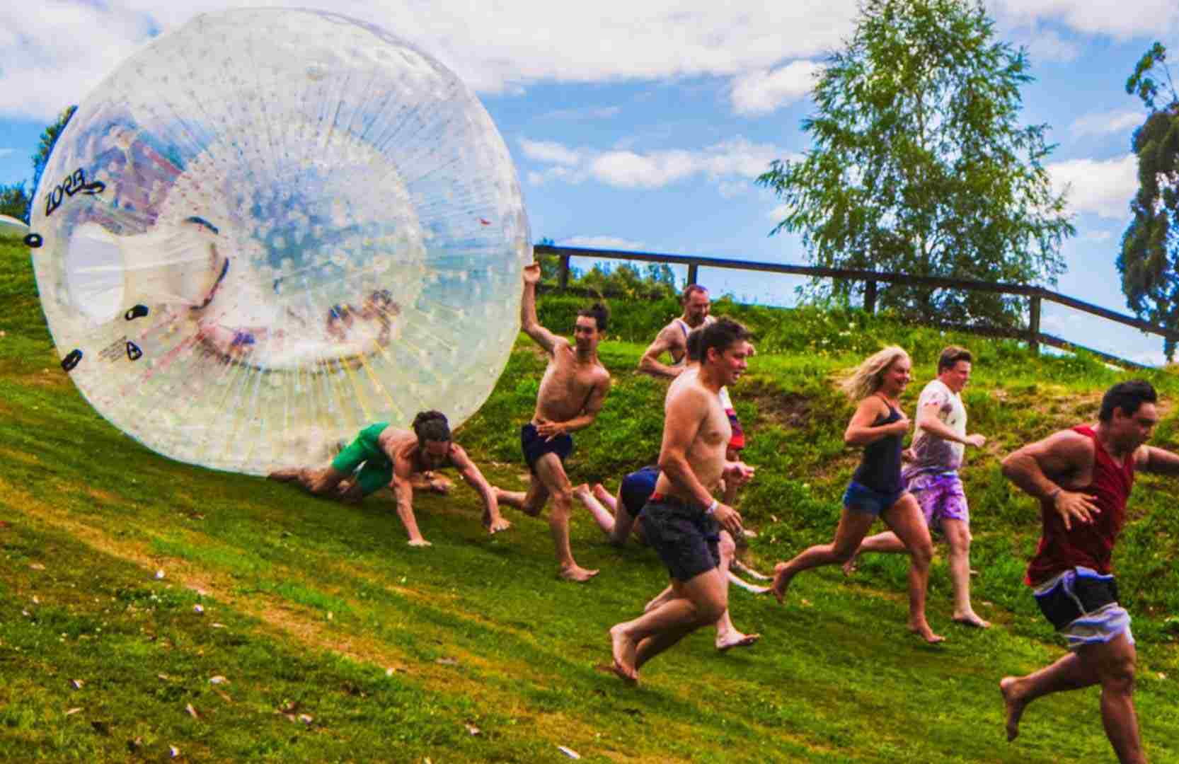 zorbing-1558597847.jpg